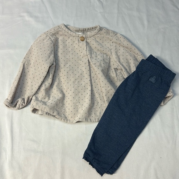 Zara and GAP - 2 piece newborn baby outfit/set. Size 0-3 months - Picture 1 of 7